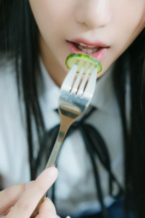 情乱山村
